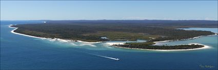 Moon Point - Fraser Island - QLD (PBH4 00 17861)